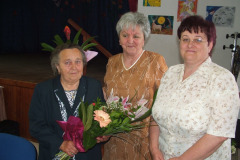 09