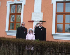 Márciusi koszorúzás Körösszegapátiban