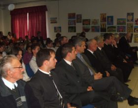 Októberi koszorúzás Körösszegapátiban