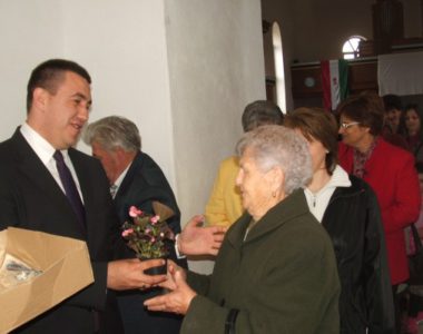 Anyák napi ünnepség Körösszegapátiban