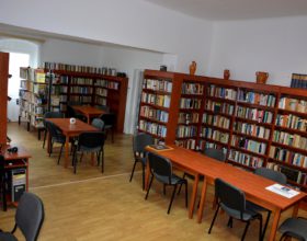 Új helyre költözött a könyvtár!